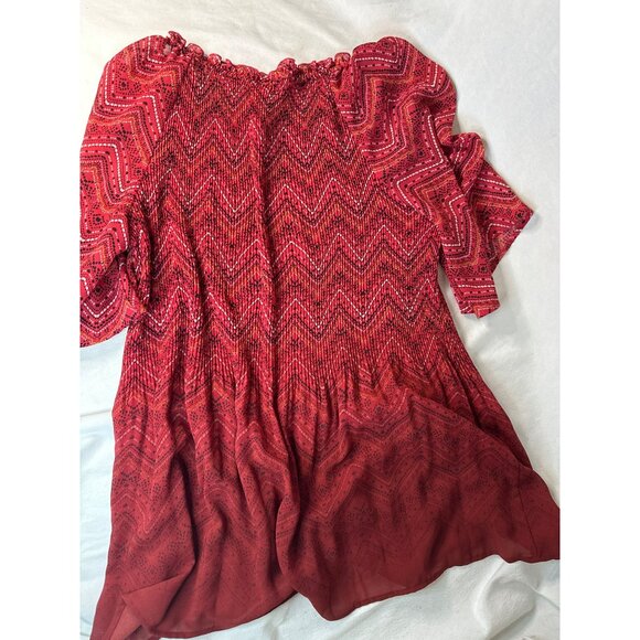 Catherines Red Chevron Patterned Smocked Blouse 1X 18/20 Womens Lightweight Top - Picture 4 of 4